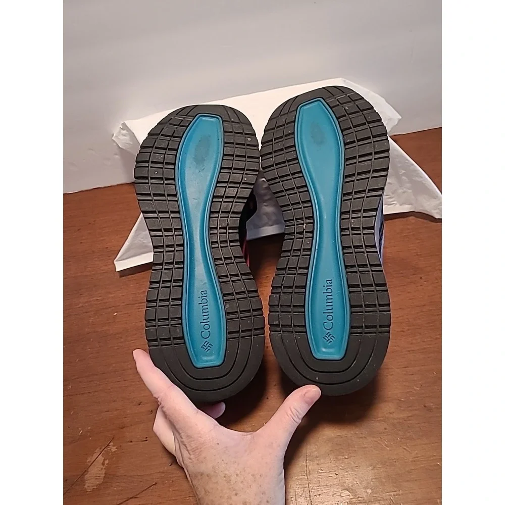 Columbia Women's Wildone Wander Shoe Hikers Black Mesh Size 10 Black Blue Pink‎ - Picture 8 of 8